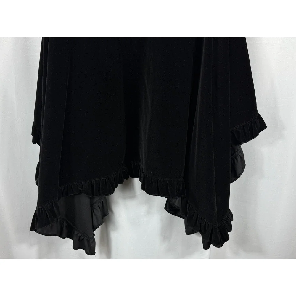Private Line Vintage Beautiful Black Velvet‎ Ruffle Cape Wrap Made in England